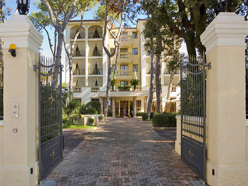 Hotel a Forte dei Marmi, Grand Hotel Imperiale