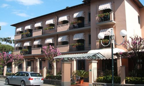 Hotel a Forte dei Marmi, Hotel Astor Victoria