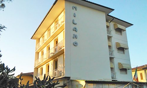 Hotel a Marina di Pietrasanta, Hotel Milano