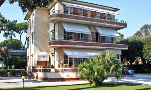 Hotel a Marina di Pietrasanta, Hotel Villa Edera