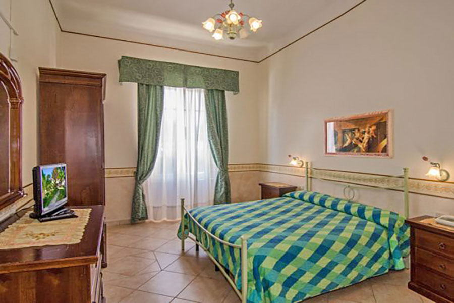 Hotel a Forte dei Marmi, camera matrimoniale hotel Ambra