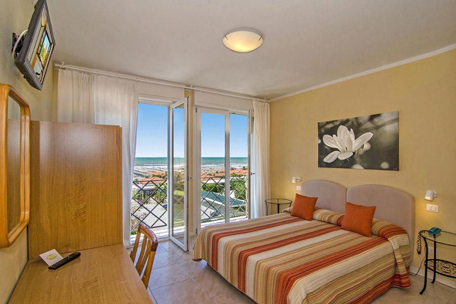 Hotel a Marina di Pietrasanta, camera hotel Bencistà a Marina di Pietrasanta