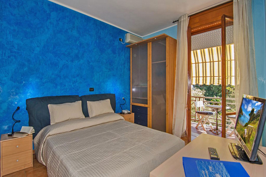 hotel a Marina di Massa, camera hotel Gabrini