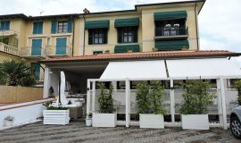 Hotel a Lido di Camaiore, esterno parcheggio Hotel Villa Toscana