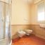 Bagno a doccia appartamenti Viareggio esterno 20 Cod 1352