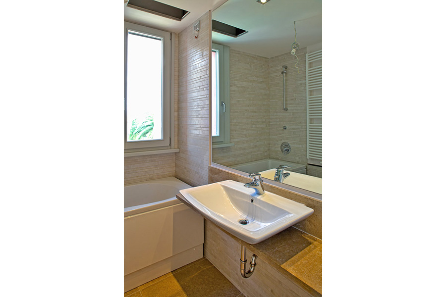 Bagno a vasca appartamenti a Viareggio cod 1350 interno - 03